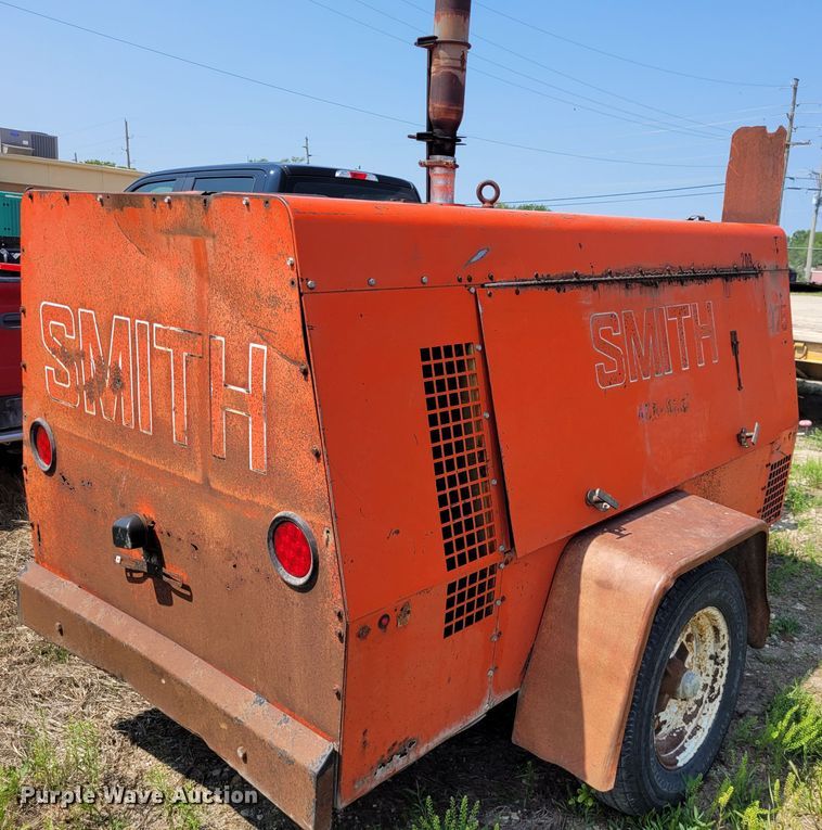 image for item NX9479 1991 Gordon Smith 175DP  air compressor