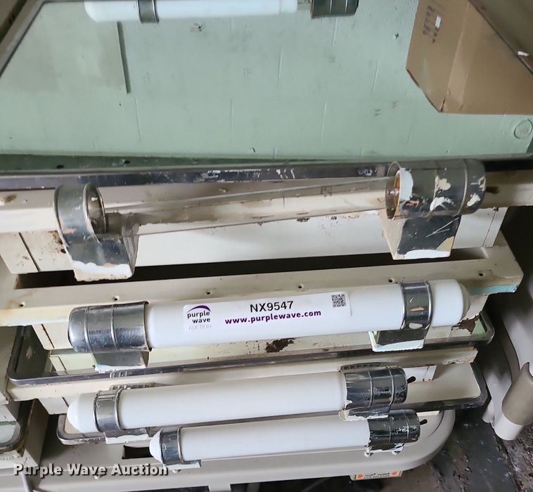 image for item NX9547 (8) medicine cabinets