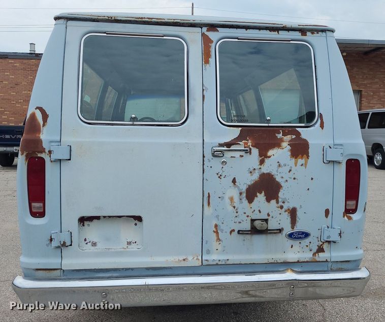image for item NX9548 1991 Ford Club Wagon E350  van