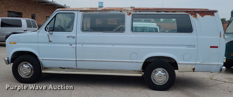 image for item NX9548 1991 Ford Club Wagon E350  van