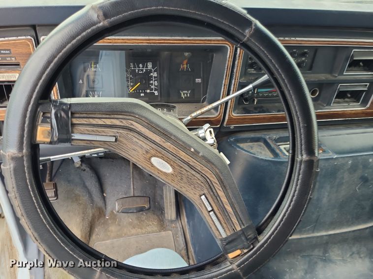 image for item NX9548 1991 Ford Club Wagon E350  van