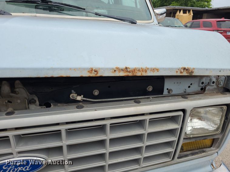 image for item NX9548 1991 Ford Club Wagon E350  van