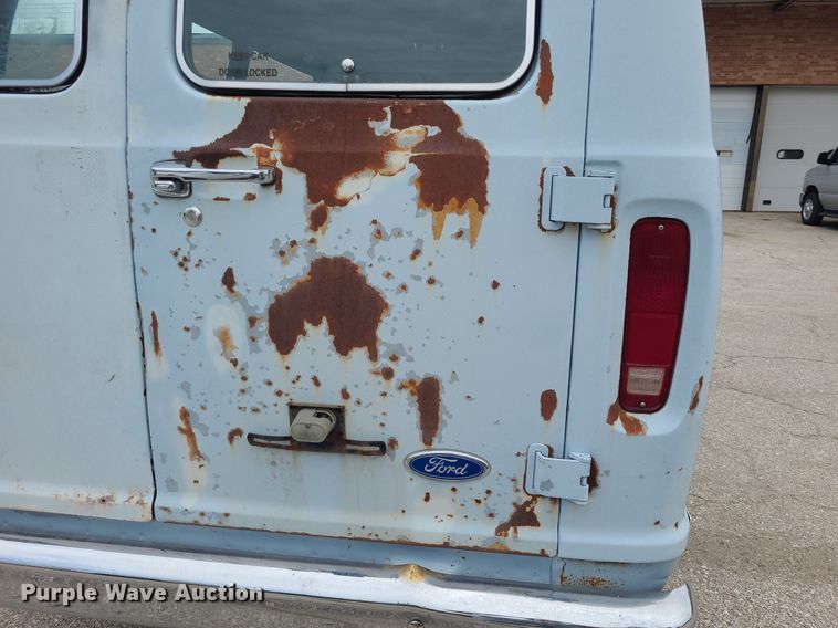 image for item NX9548 1991 Ford Club Wagon E350  van