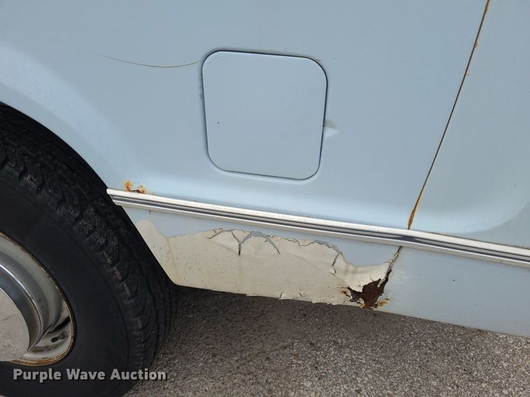 image for item NX9548 1991 Ford Club Wagon E350  van