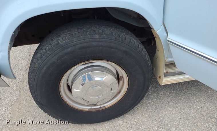 image for item NX9548 1991 Ford Club Wagon E350  van