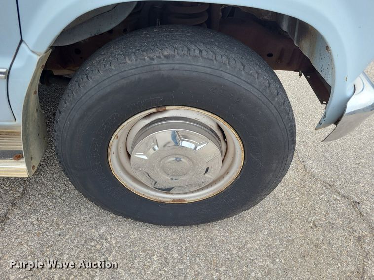 image for item NX9548 1991 Ford Club Wagon E350  van