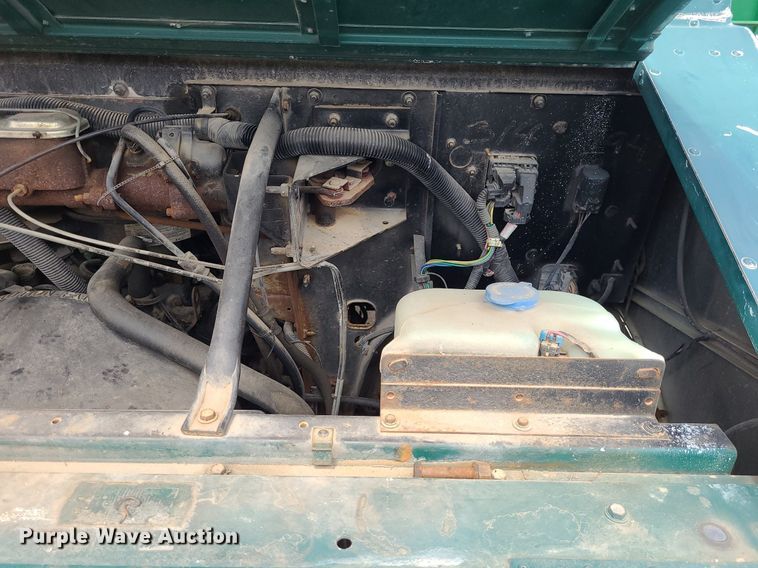 image for item NX9549 1991 Chevrolet Step Van 30  delivery truck