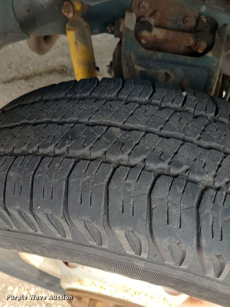 image for item NX9549 1991 Chevrolet Step Van 30  delivery truck