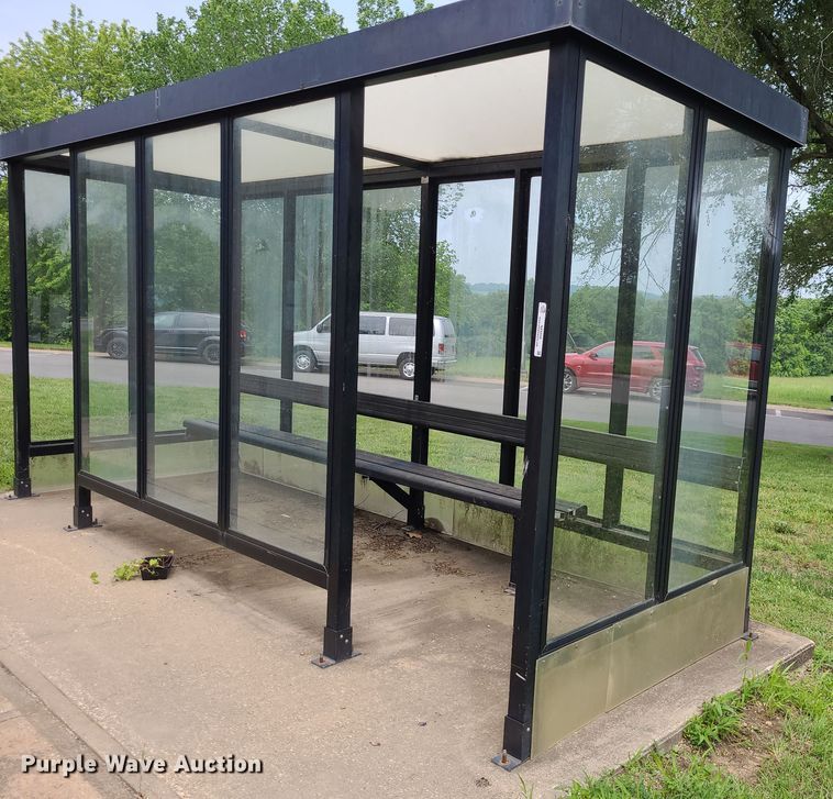 image for item NX9550 Bus stop shelter
