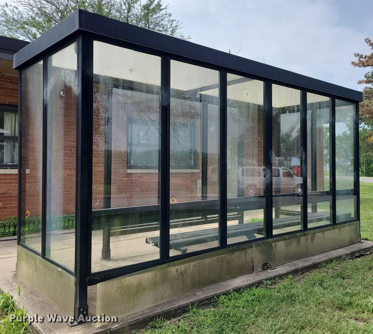 image for item NX9550 Bus stop shelter