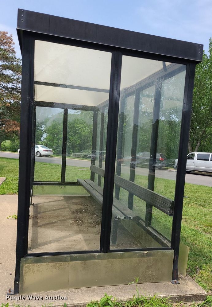 image for item NX9550 Bus stop shelter