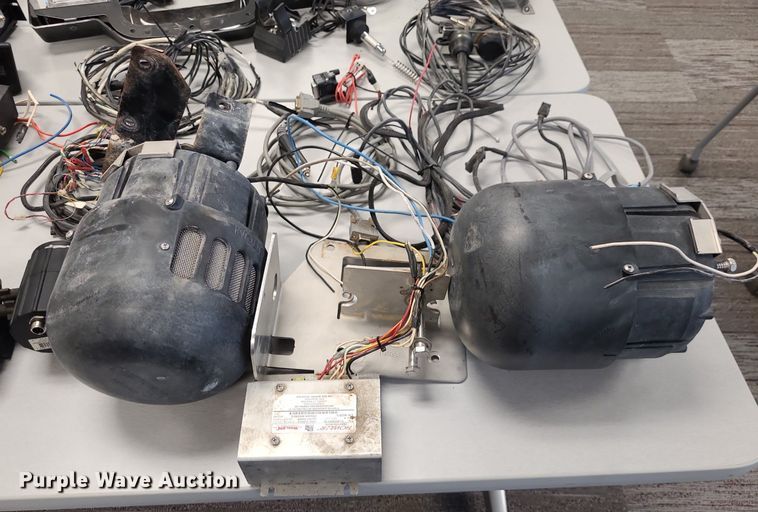 image for item NX9568 Law enforcement equipment