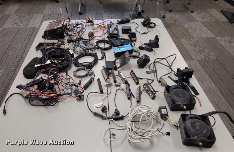 image for item NX9569 Law enforcement equipment