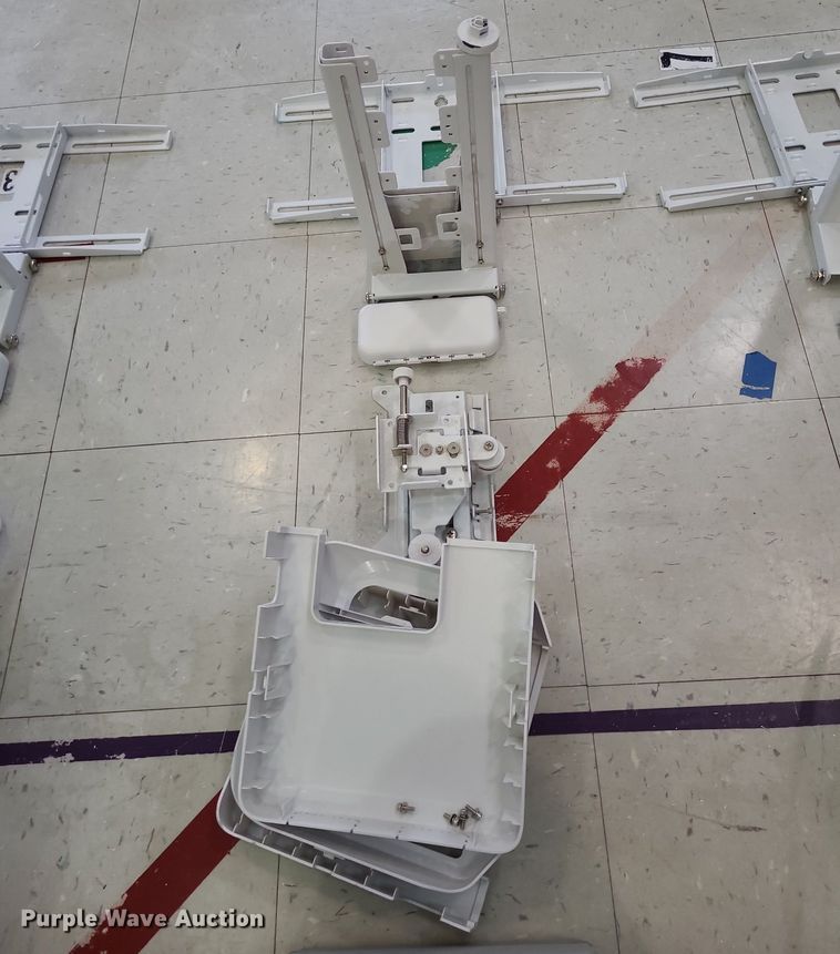 image for item NX9582 (9) Epson projectors