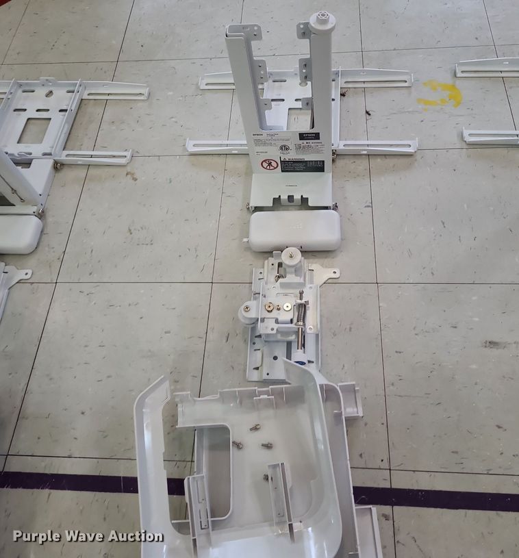 image for item NX9582 (9) Epson projectors