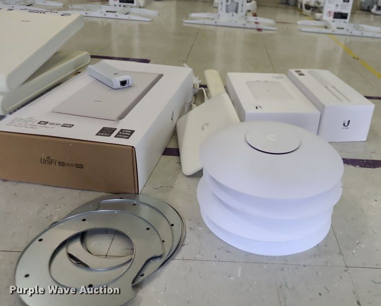 image for item NX9586 UniFi Ubiquity  networking hardware