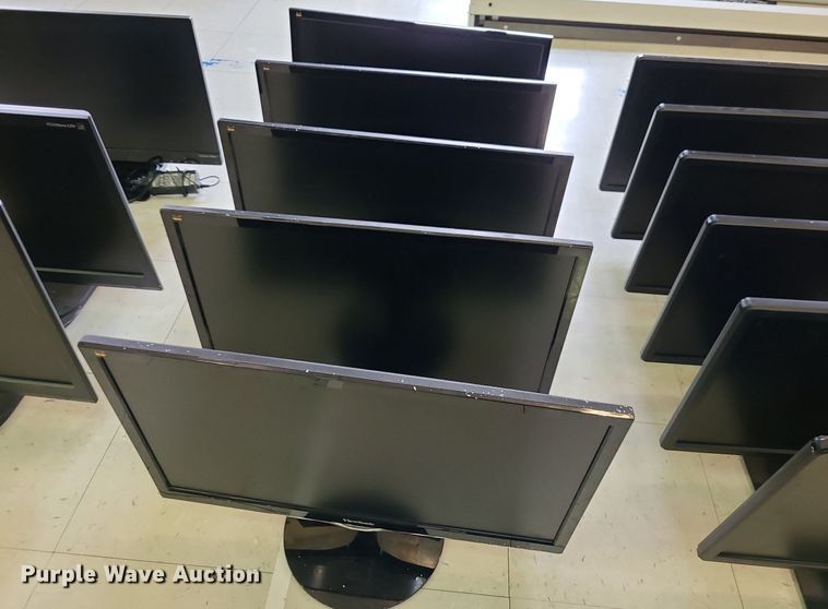 image for item NX9588 (19) monitors