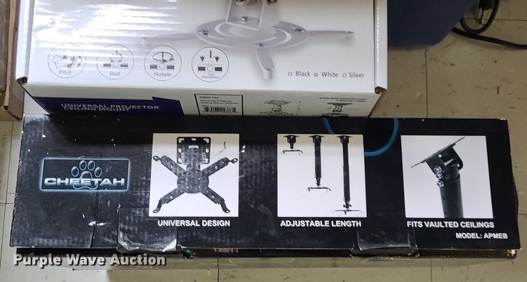 image for item NX9591 (28) projectors