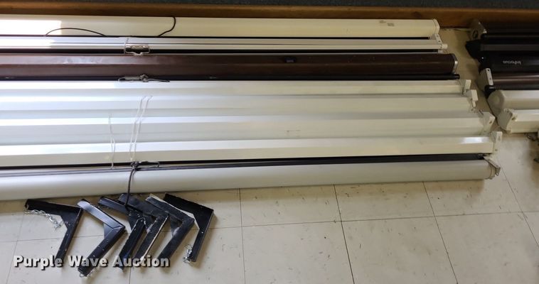 image for item NX9592 (22) projector screens