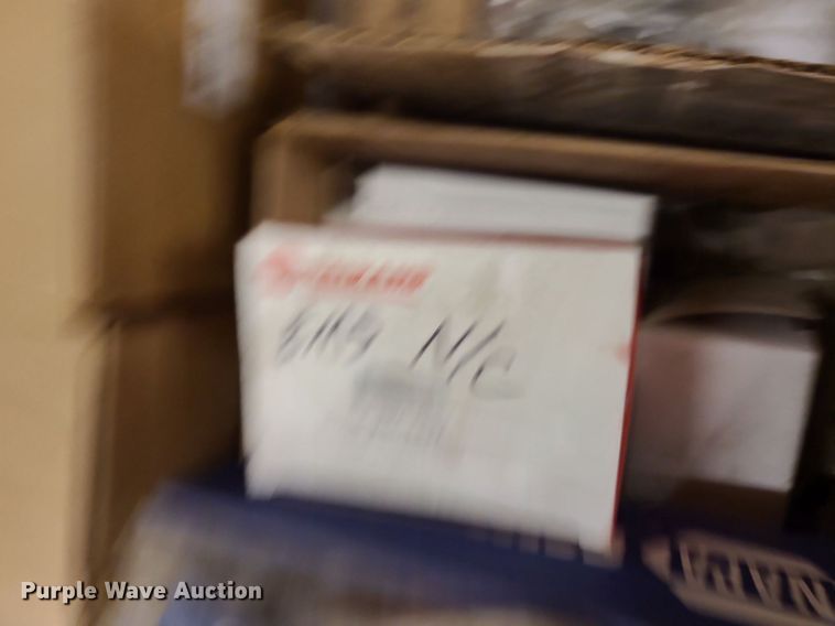 image for item NX9594 Ford truck parts