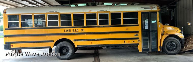 image for item NY9182 2006 International  school bus