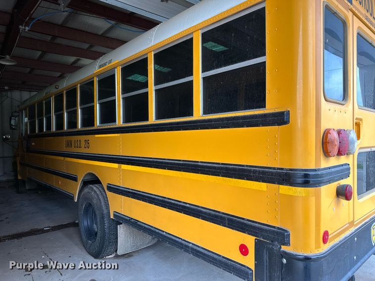 image for item NY9182 2006 International  school bus