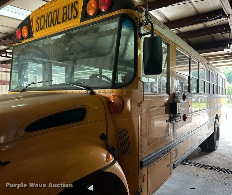 image for item NY9182 2006 International  school bus