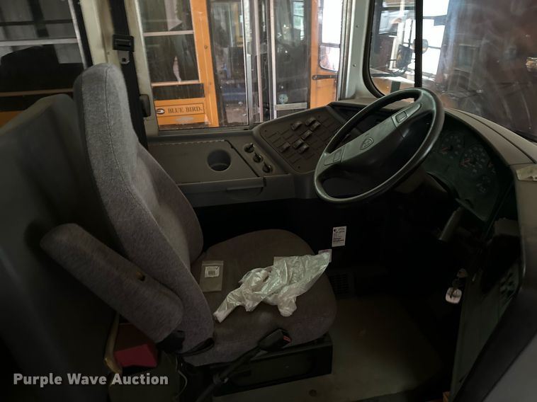 image for item NY9182 2006 International  school bus