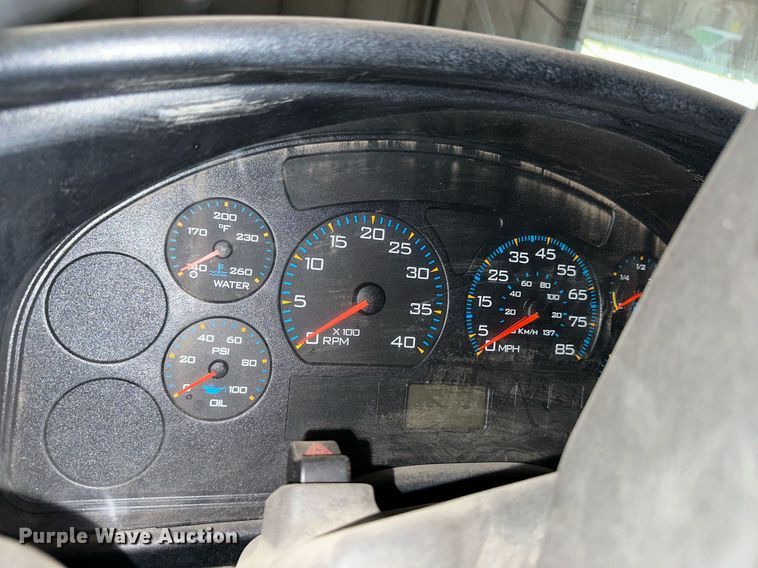 image for item NY9182 2006 International  school bus