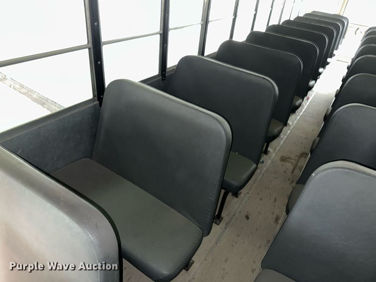 image for item NY9182 2006 International  school bus