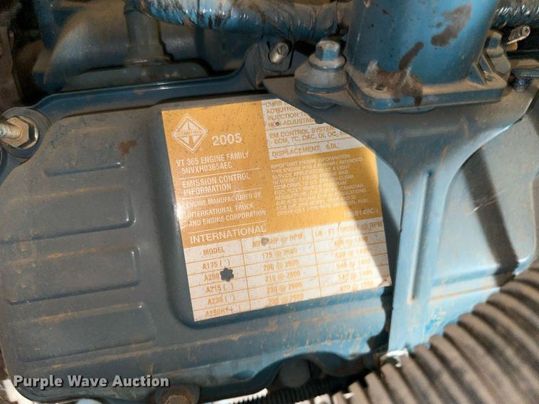 image for item NY9182 2006 International  school bus