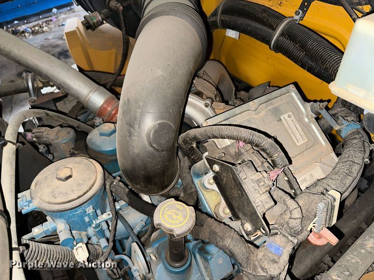 image for item NY9182 2006 International  school bus