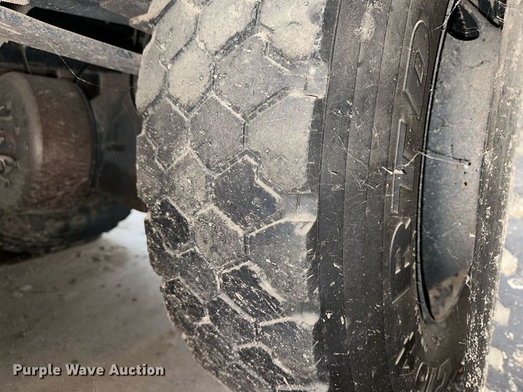 image for item NY9182 2006 International  school bus