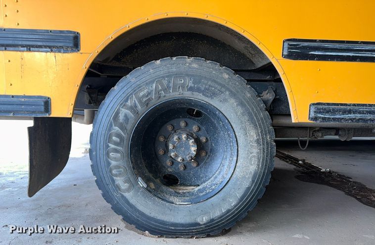 image for item NY9182 2006 International  school bus