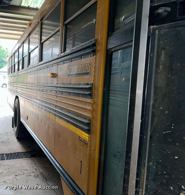 image for item NY9183 2010 Blue Bird  school bus