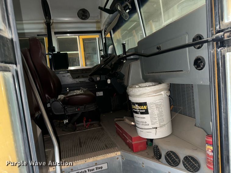 image for item NY9183 2010 Blue Bird  school bus