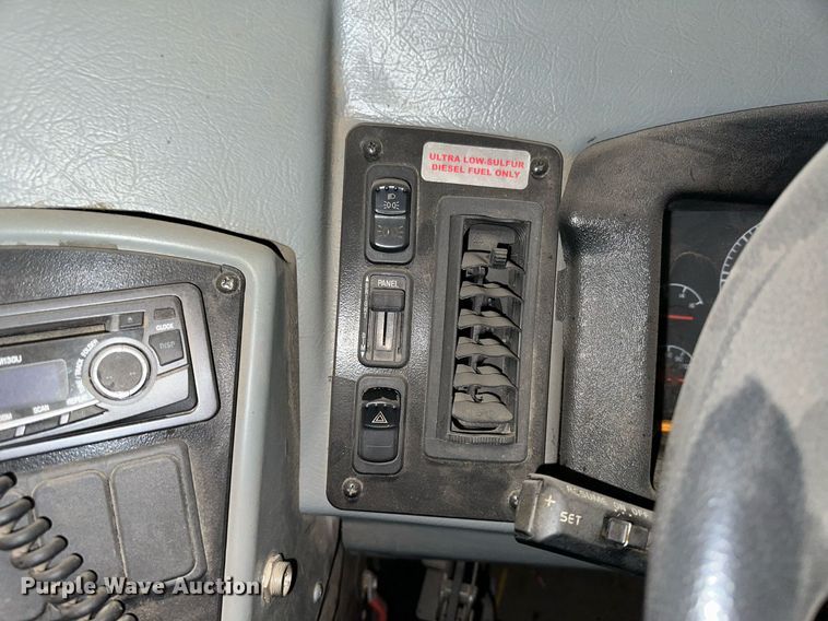 image for item NY9183 2010 Blue Bird  school bus