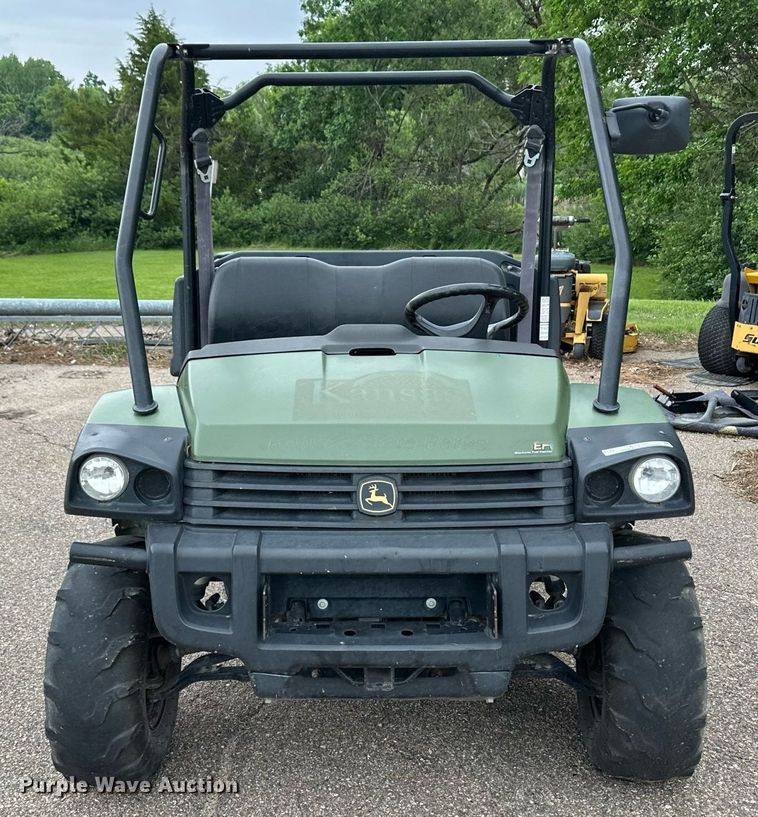 image for item NY9187 2011 John Deere Gator XUV  utility vehicle