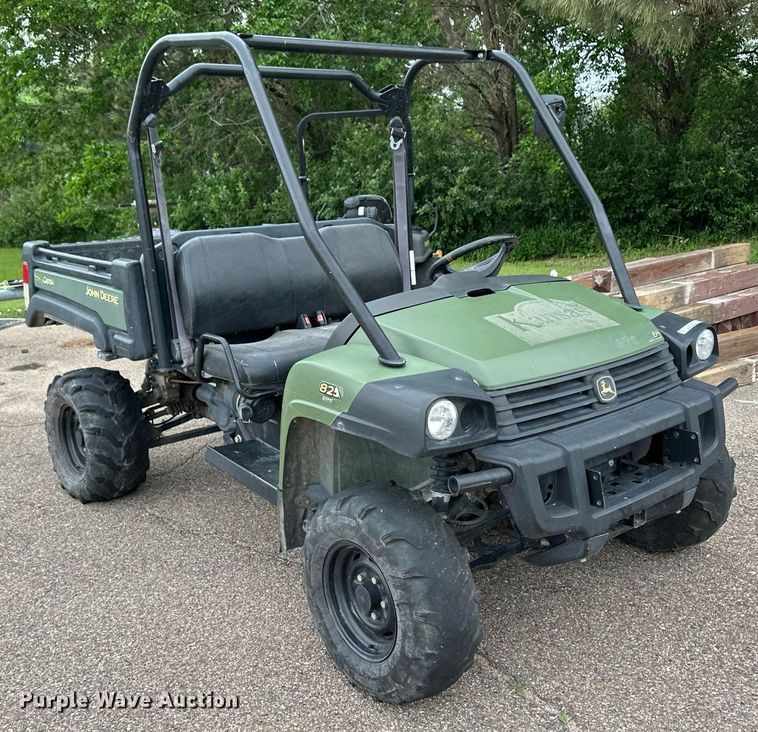 image for item NY9187 2011 John Deere Gator XUV  utility vehicle