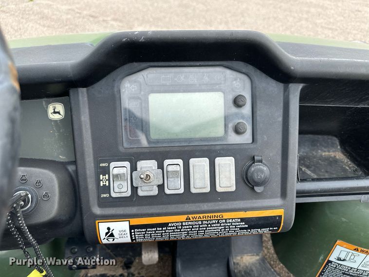 image for item NY9187 2011 John Deere Gator XUV  utility vehicle