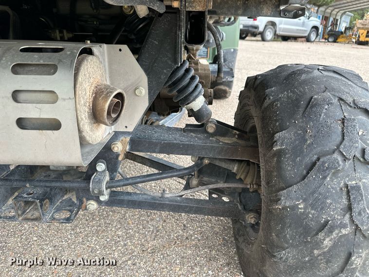 image for item NY9187 2011 John Deere Gator XUV  utility vehicle