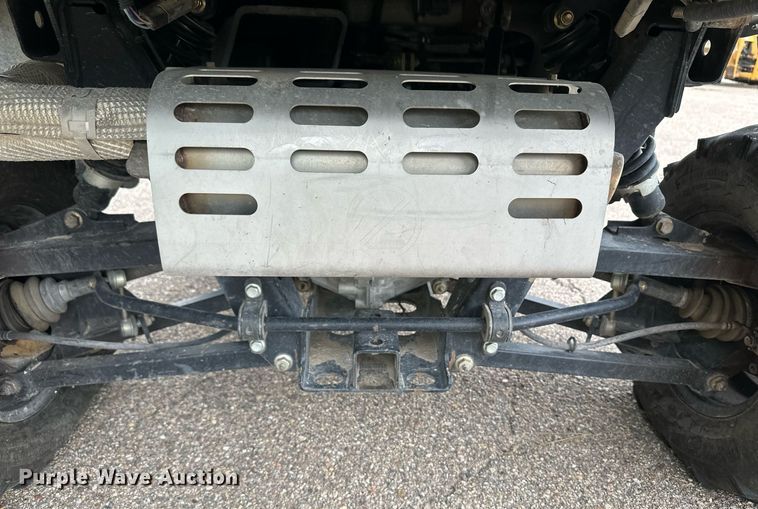 image for item NY9187 2011 John Deere Gator XUV  utility vehicle