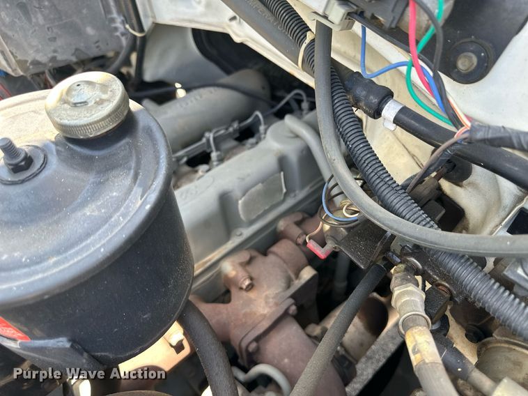 image for item NY9194 1992 Ford F700  bucket truck