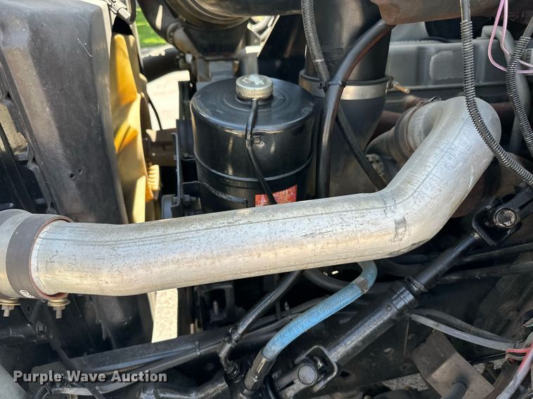 image for item NY9194 1992 Ford F700  bucket truck