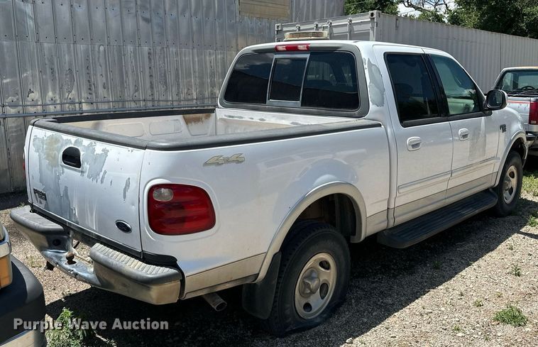 image for item NY9195 2001 Ford F150 XLT  SuperCrew pickup truck