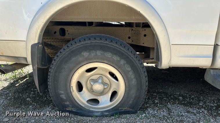 image for item NY9195 2001 Ford F150 XLT  SuperCrew pickup truck