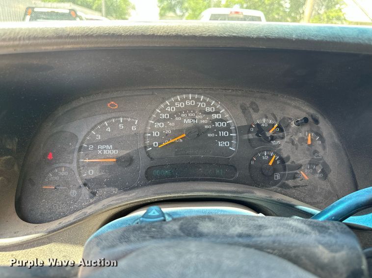 image for item NY9197 2005 Chevrolet Silverado 1500HD  Crew Cab pickup truck