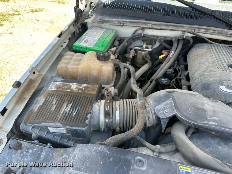 image for item NY9197 2005 Chevrolet Silverado 1500HD  Crew Cab pickup truck