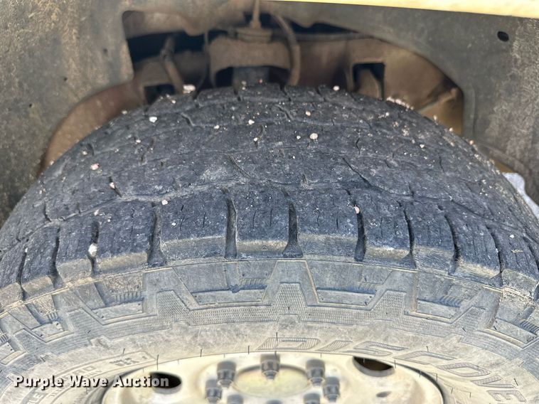 image for item NY9197 2005 Chevrolet Silverado 1500HD  Crew Cab pickup truck