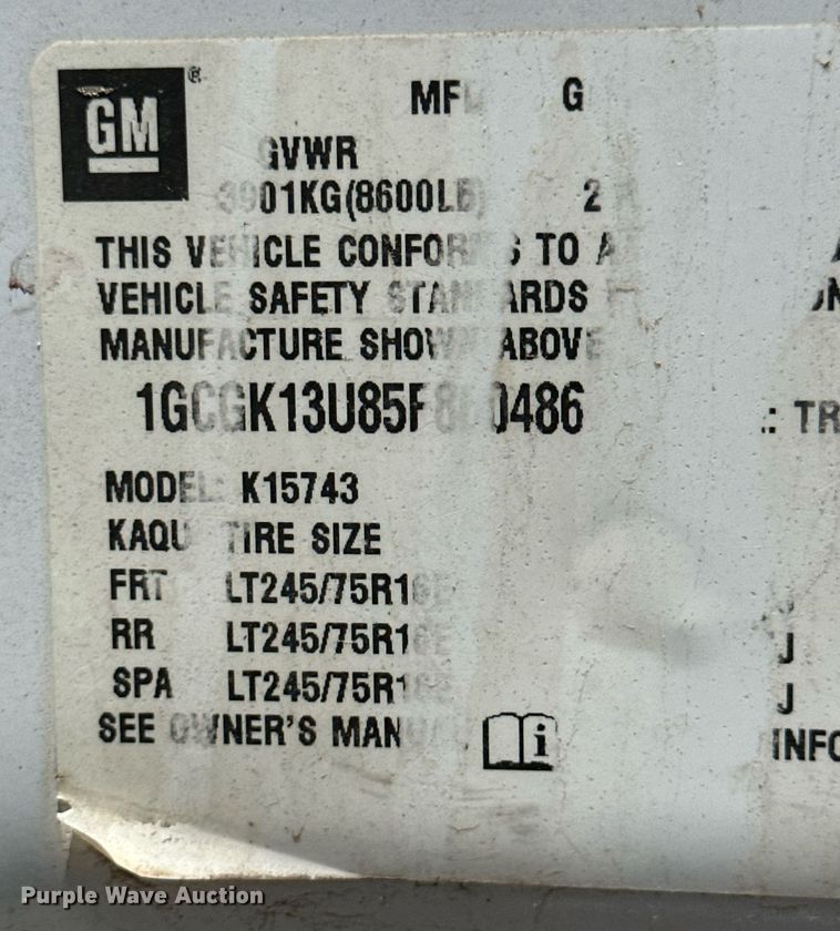 image for item NY9197 2005 Chevrolet Silverado 1500HD  Crew Cab pickup truck